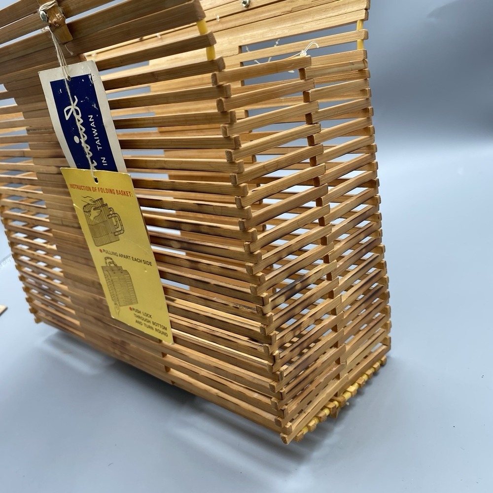 Vintage JOHN WIND Folding Basket Handbag Purse Bamboo Taiwan Boho Folds Flat - Picture 7 of 12
